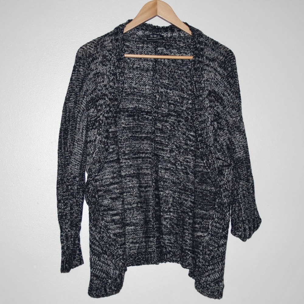 NWD - Large - Women’s Coverup Sweater